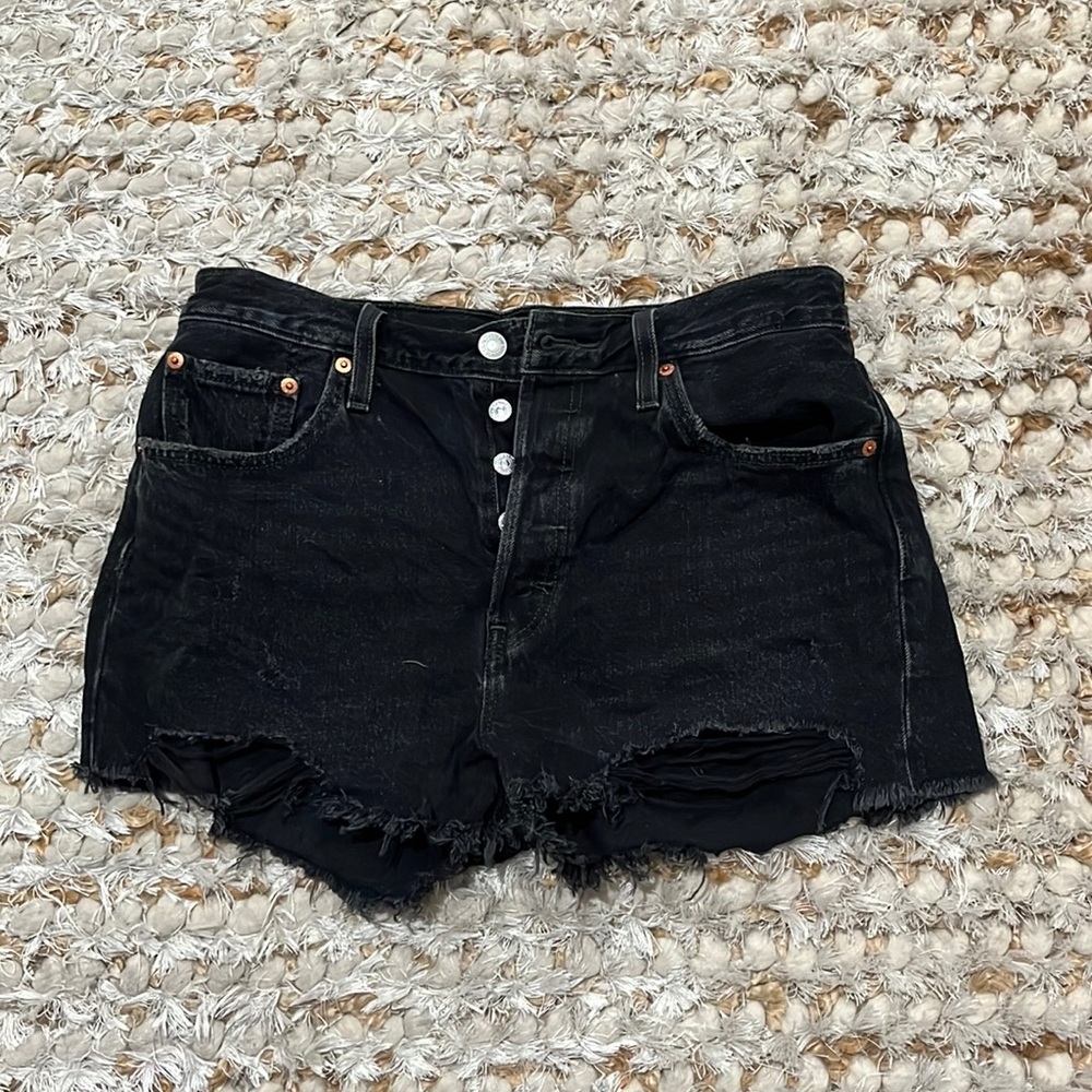 LEVI’S 501® HIGH RISE WOMEN'S SHORTS